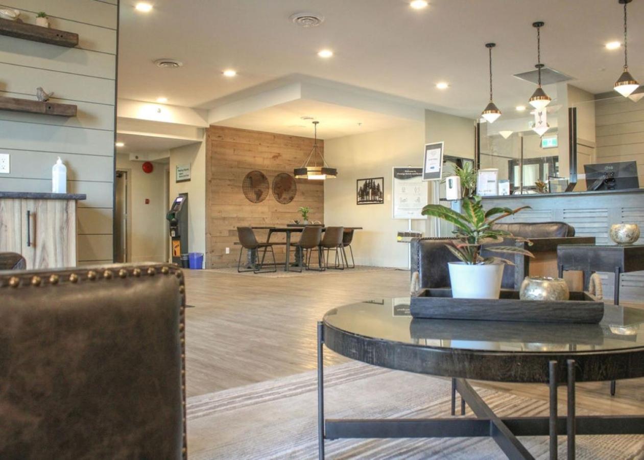 Prestige Hudson Bay Lodge & Conference Centre, Worldhotels Crafted Collection Смитерс Экстерьер фото