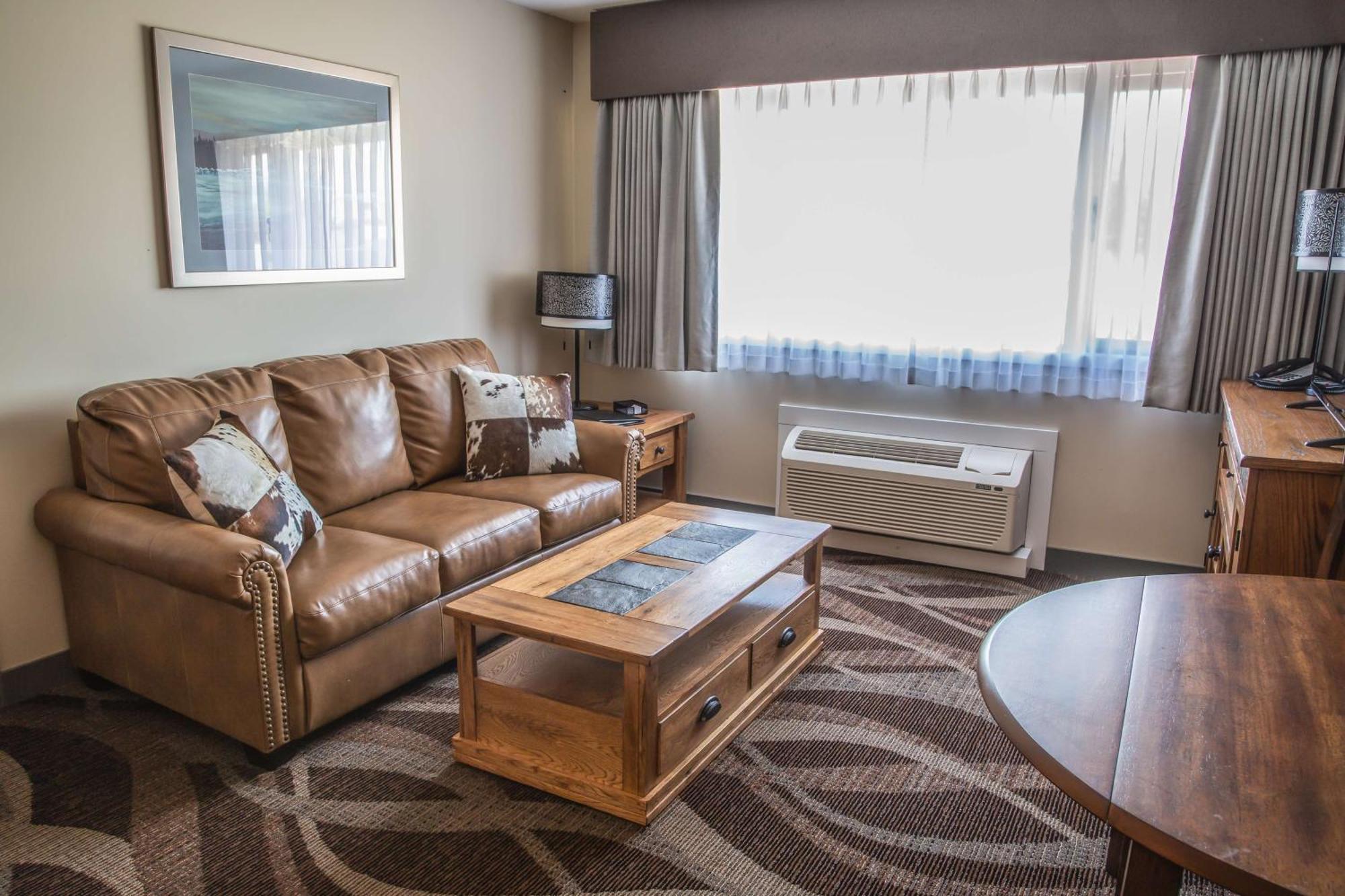 Prestige Hudson Bay Lodge & Conference Centre, Worldhotels Crafted Collection Смитерс Экстерьер фото